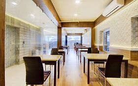 Townhouse Oak Seventy Seven
